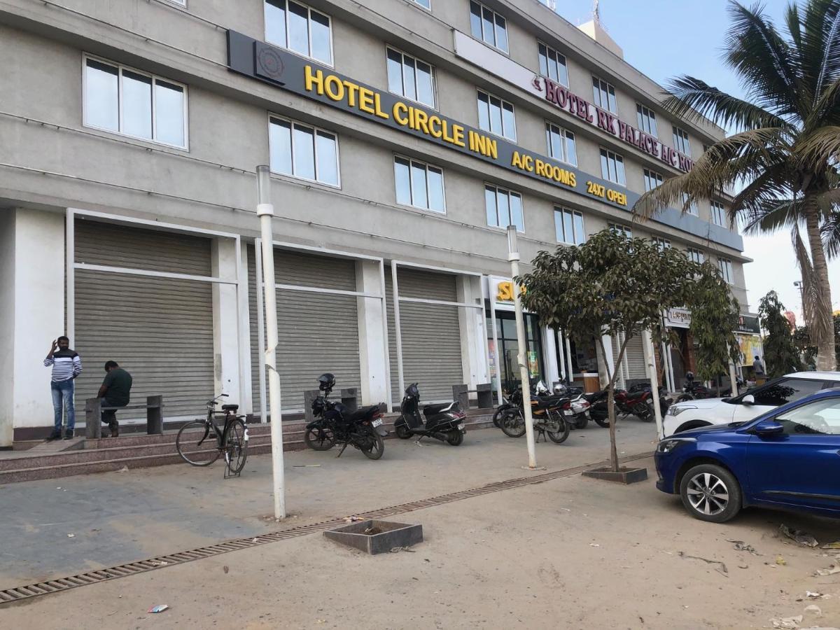 Hotel Circle Inn Ahmedabad Exterior foto